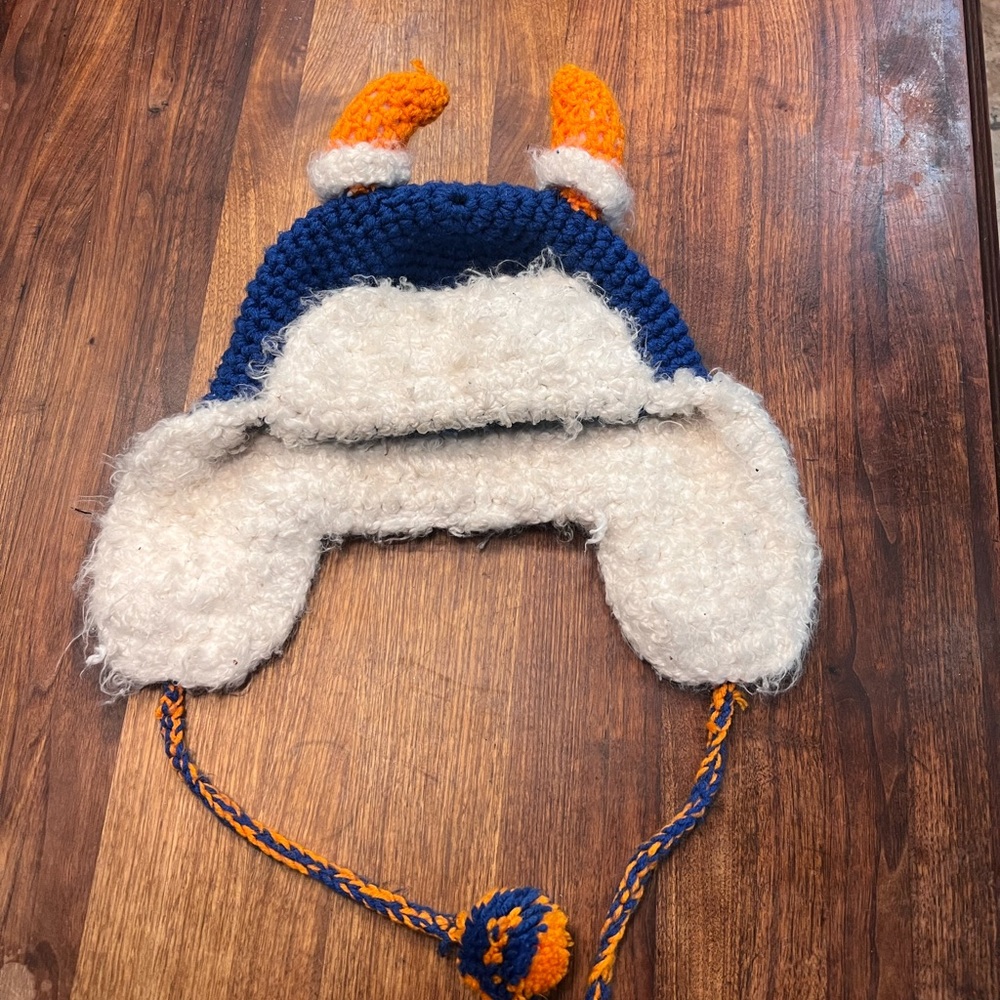 horny hat